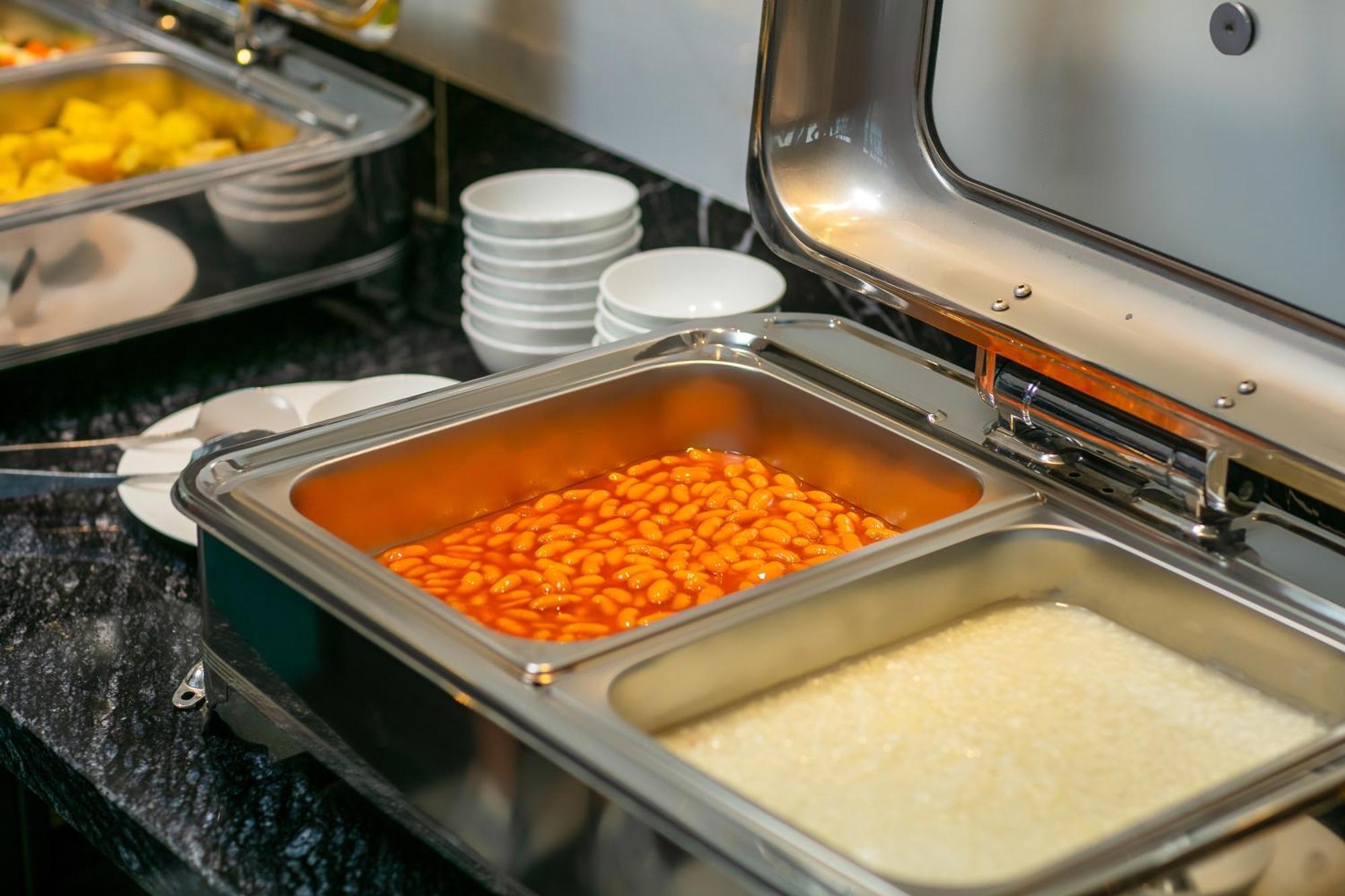May De Ville Lakeside Hotel Hanoi Zewnętrze zdjęcie A bain-marie